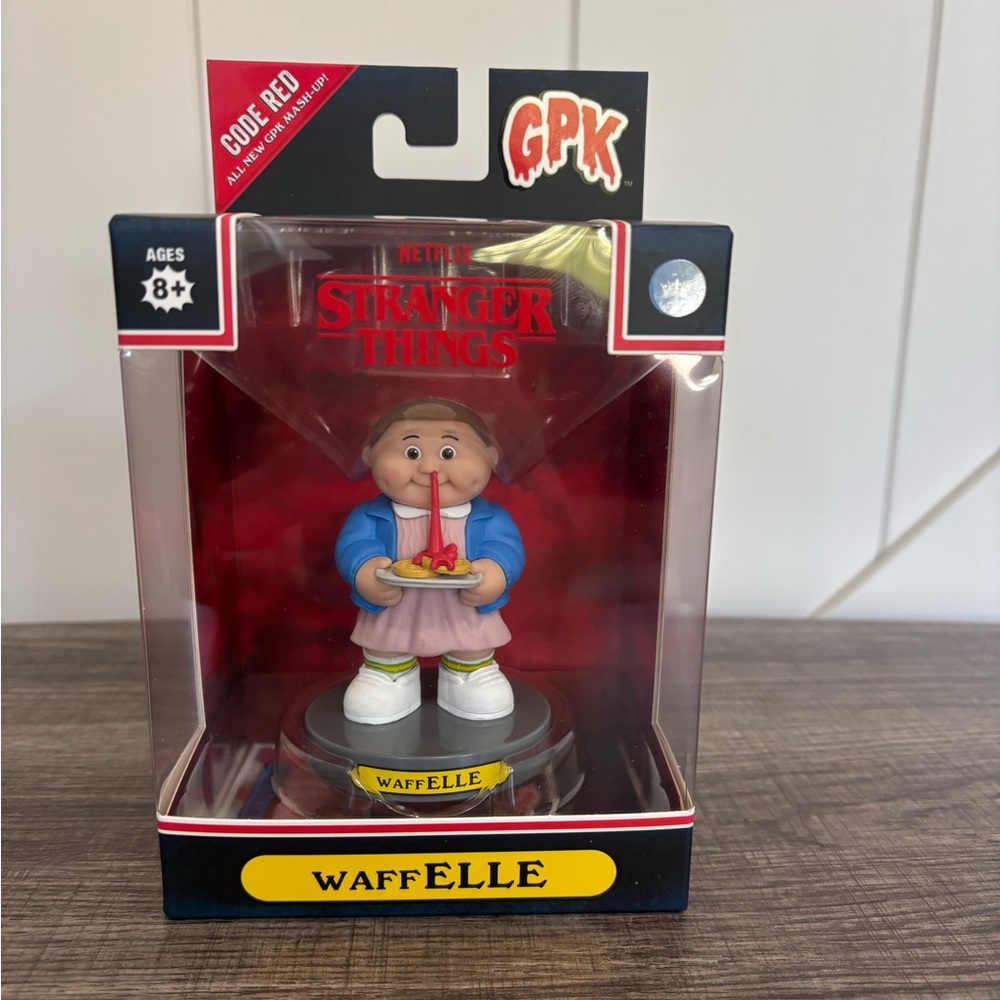 NEW Topps GPK Netflix Stranger Things WaffELLE Figure